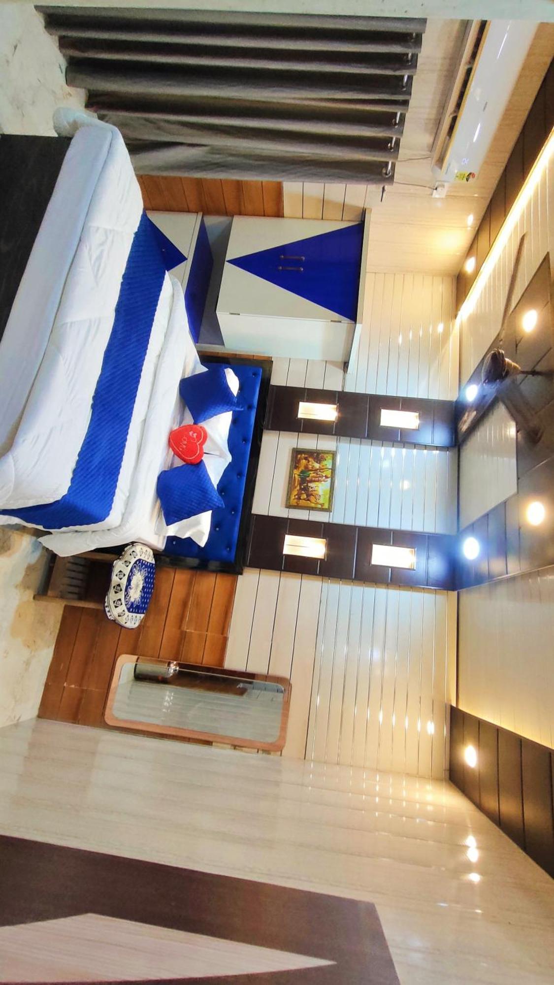 Sri Krishna Residency Hotel Varanasi Exterior photo